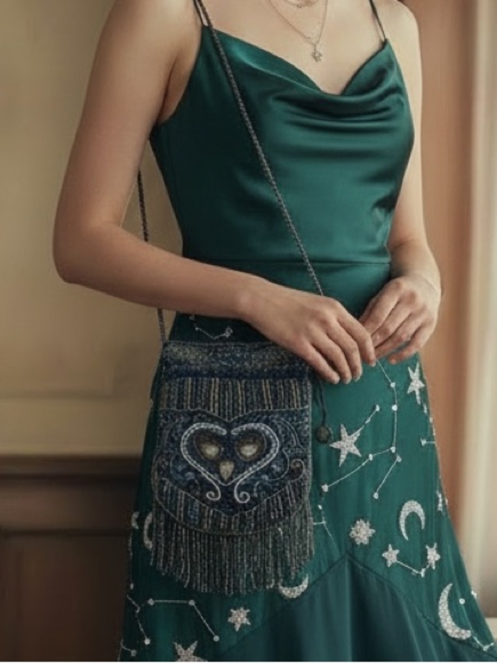 4/$50 SALE ❤️ Vintage-Inspired Beaded Crossbody Bag
